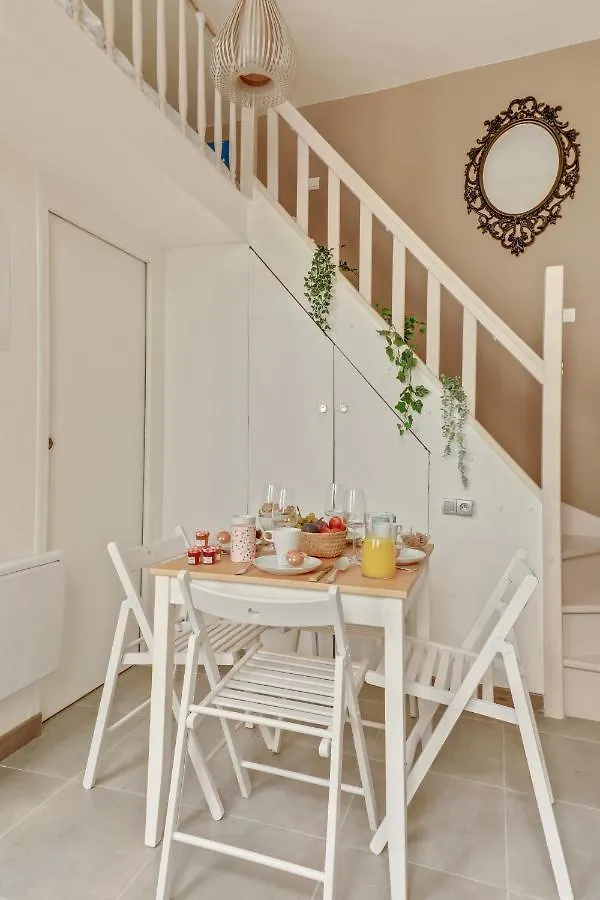 Charming & Cosy Flat In Heart Of Marais, 2Min Walk To Art & Metier Museum Apartamento París 0*,