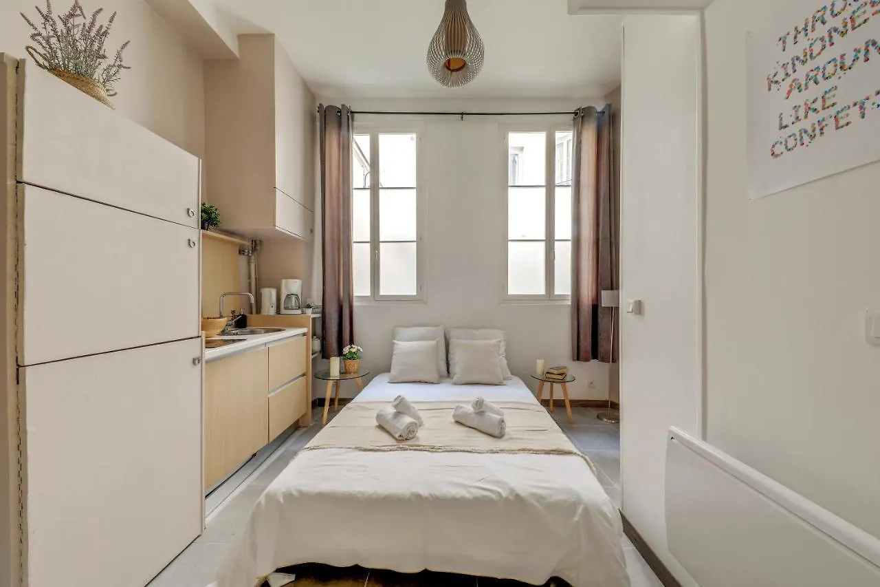 Charming & Cosy Flat In Heart Of Marais, 2Min Walk To Art & Metier Museum Apartamento París